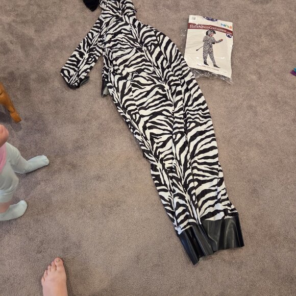 Zebra costume - Picture 2 of 2